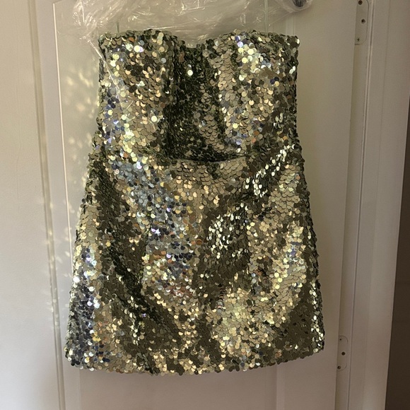 Alice + Olivia Gold Sequin Mini Dress - Picture 1 of 4